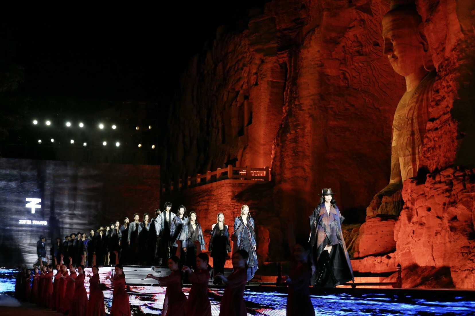 山西大同雲岡時裝節啟幕