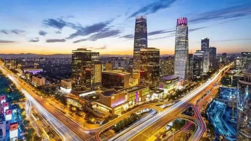 【建評】砥礪奮進七十六載 開啟現代化新篇章