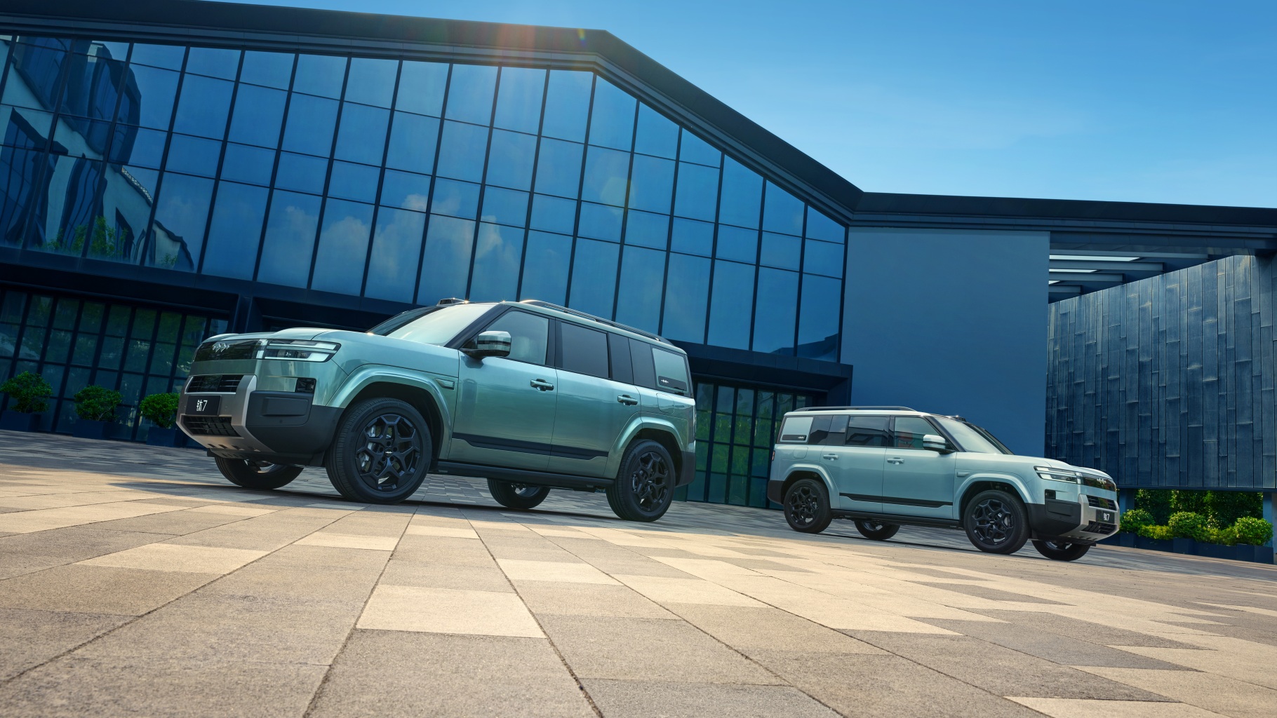 「大五座天花板」方程豹鈦7深圳火爆上市，售價 17.98萬元起