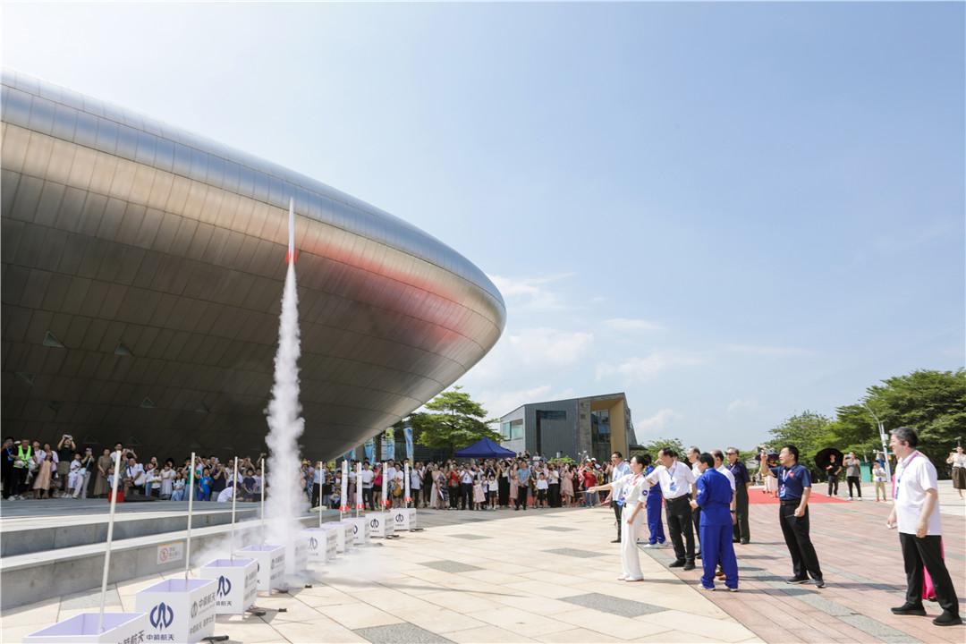 寰宇築夢耀鵬城 星河啟航譜華章——深圳太空館盛大啟幕 打造大灣區航天科普新地標