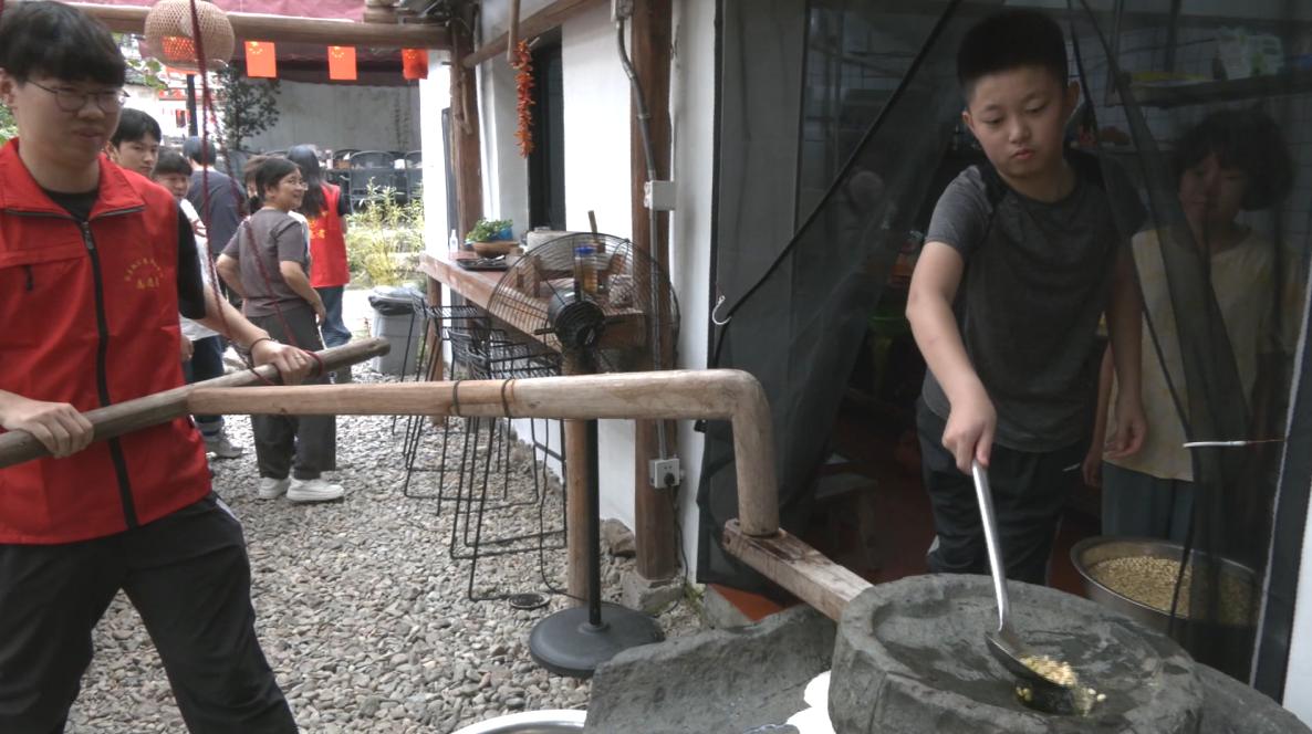 皖歙縣：「志願紅」繪就文明出遊好風景