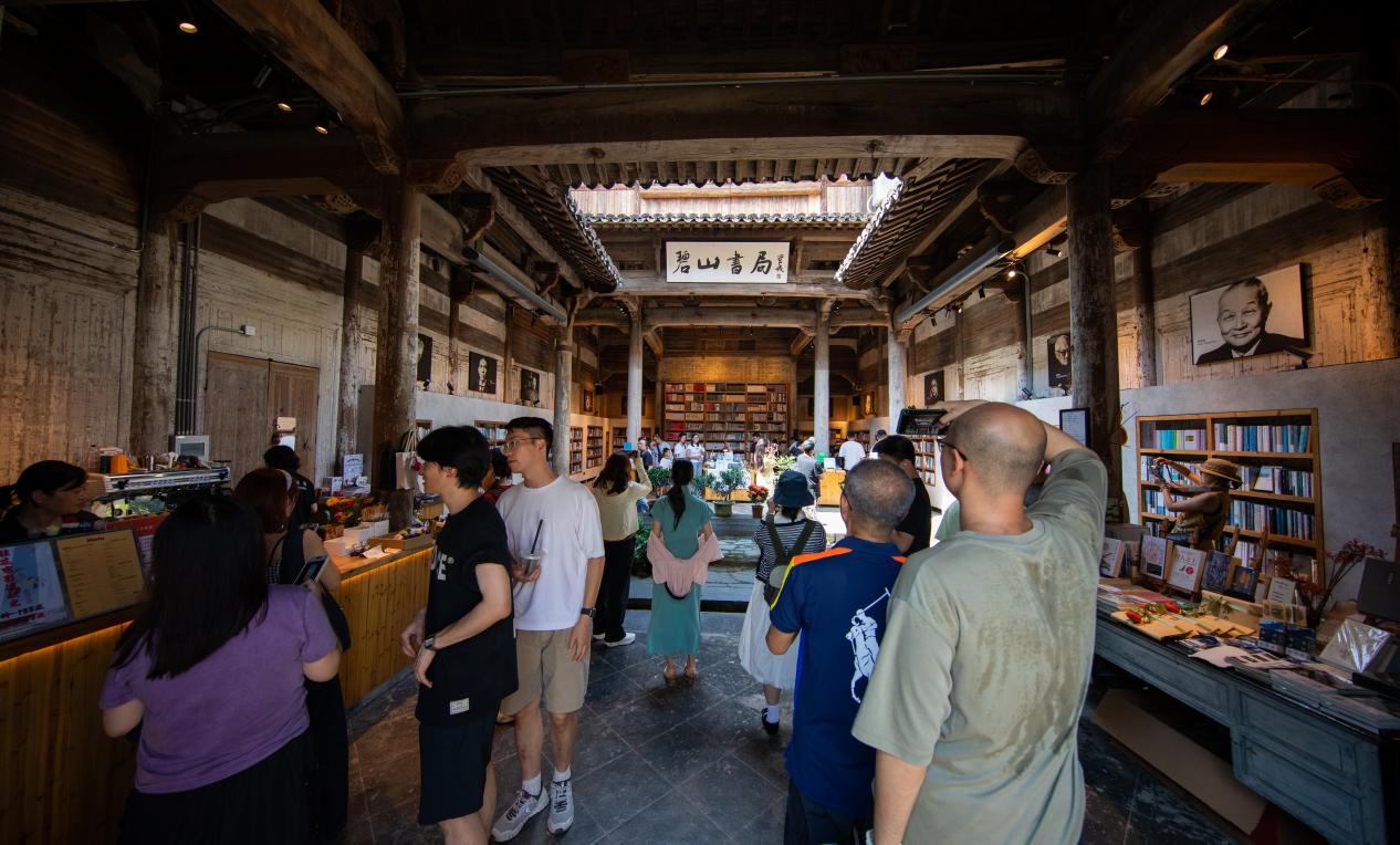 皖黟縣：「反向旅遊」風潮席捲