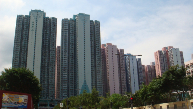 將軍澳尚德邨一男子墮樓亡 生前疑曾吸毒