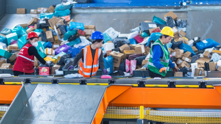 國慶中秋假期全國處理快遞包裹超72億件