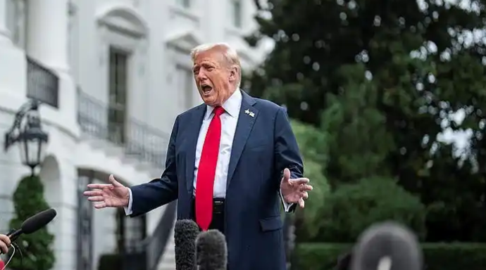 時隔六個月特朗普再迎年度體檢 醫生：總體健康狀況很好