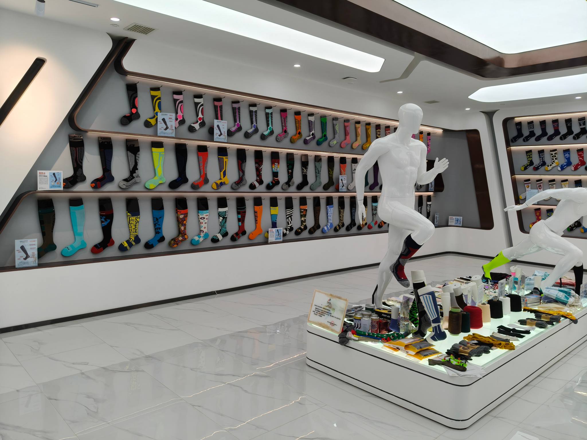 「感知幸福中國行」吉林篇（九）北方襪業集團參訪紀實：從「東北小上海」到「中國棉襪之都」的產業傳奇