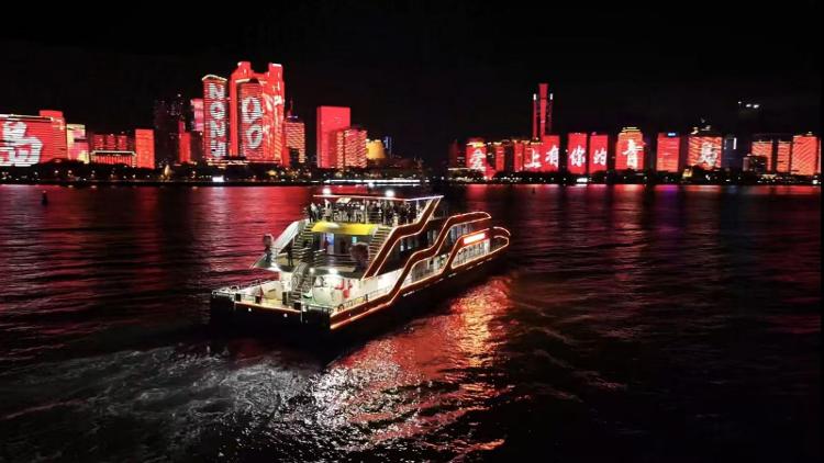 以海為媒，以景會友！APEC嘉賓點讚「海上看青島」  