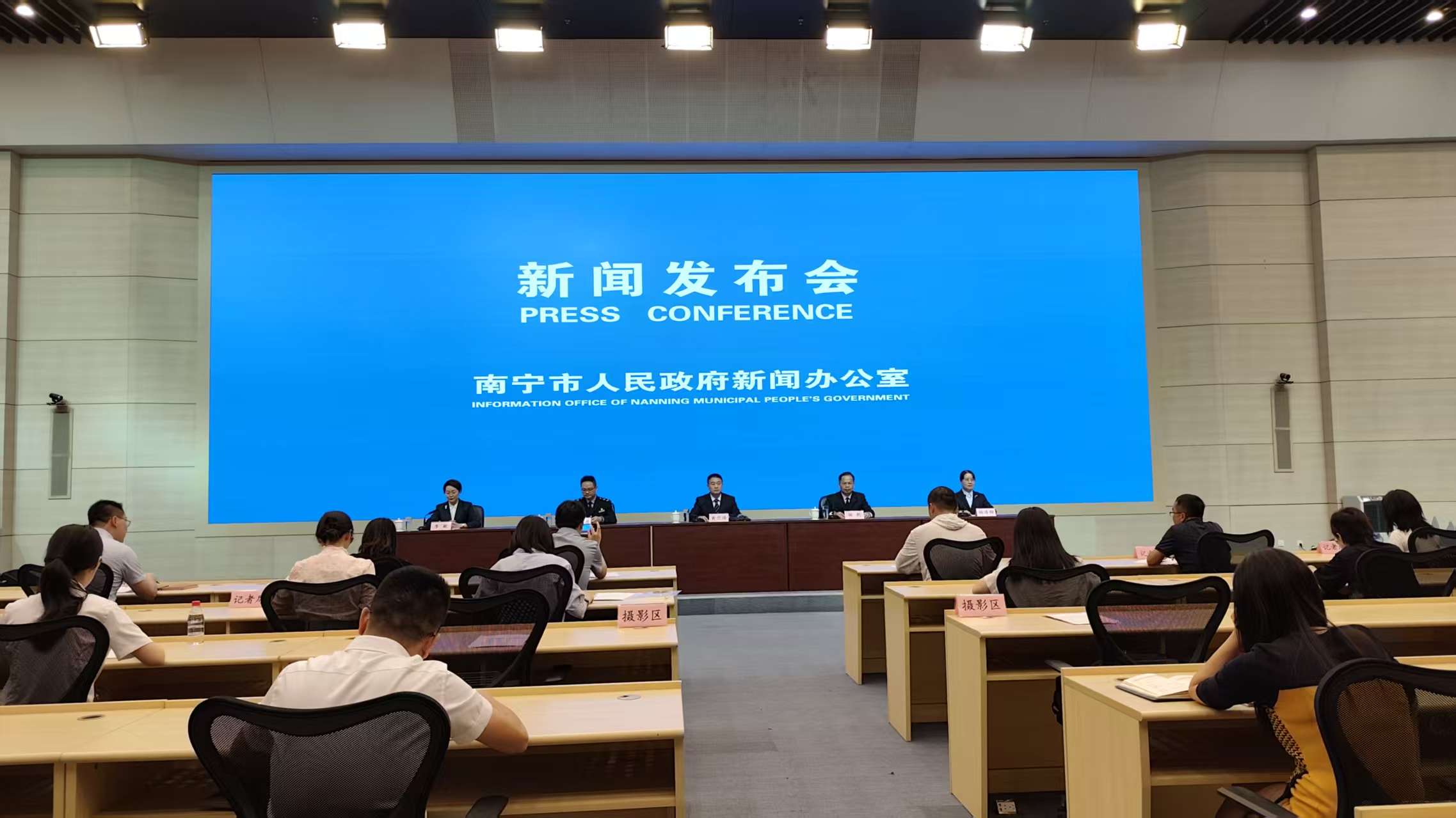 桂南寧深化「高效辦成一件事」改革