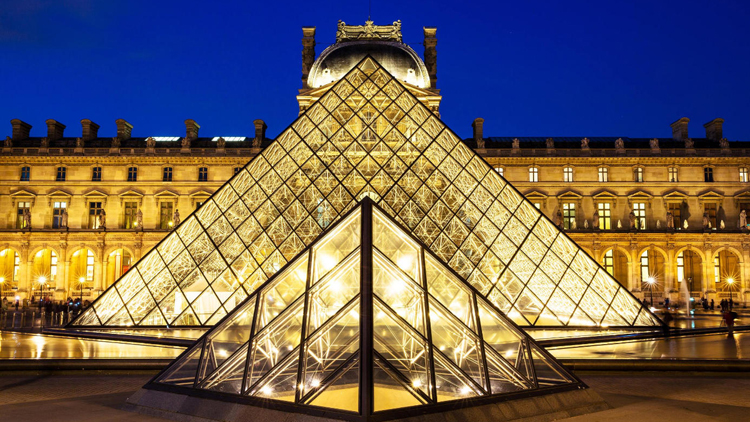 追蹤報道 | 作案時間僅7分鐘！羅浮宮9件珠寶被搶 目前已找回2件