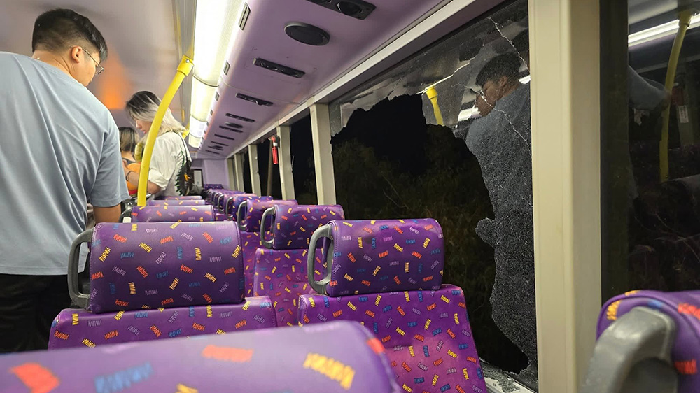 長青隧道城巴貨櫃車相撞 玻璃窗爆裂3乘客受傷