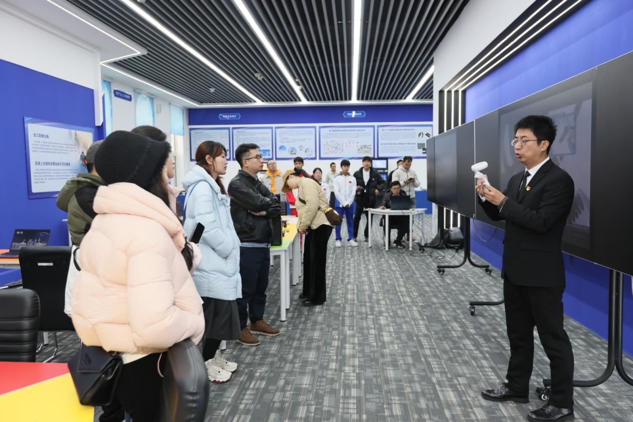 黑龍江冰雪體育職業學院：鑄「技標」之才 燃冰雪產業新焰