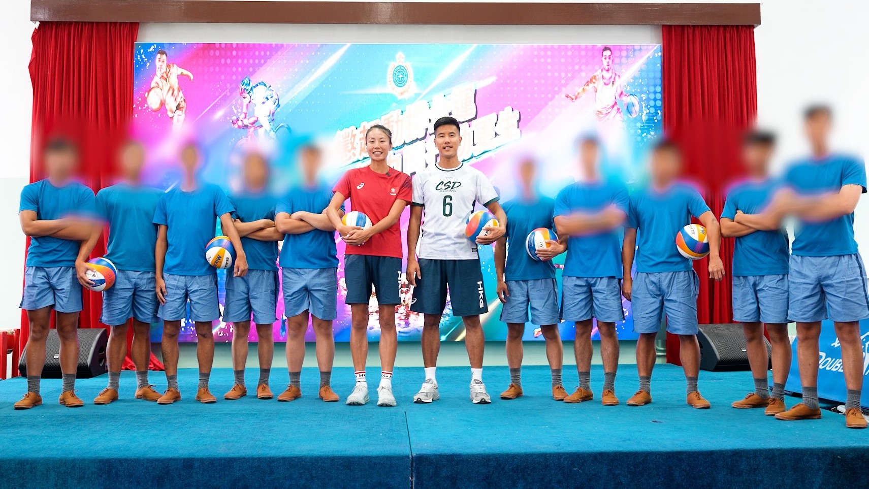 有片〡杜詠彤教授在囚青少年排球技巧 以正能量助蛻變成長