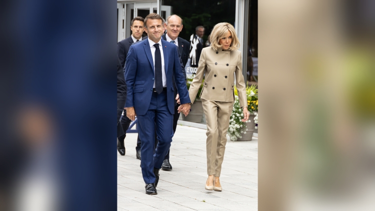 「傳馬克龍夫人為男性」案開審