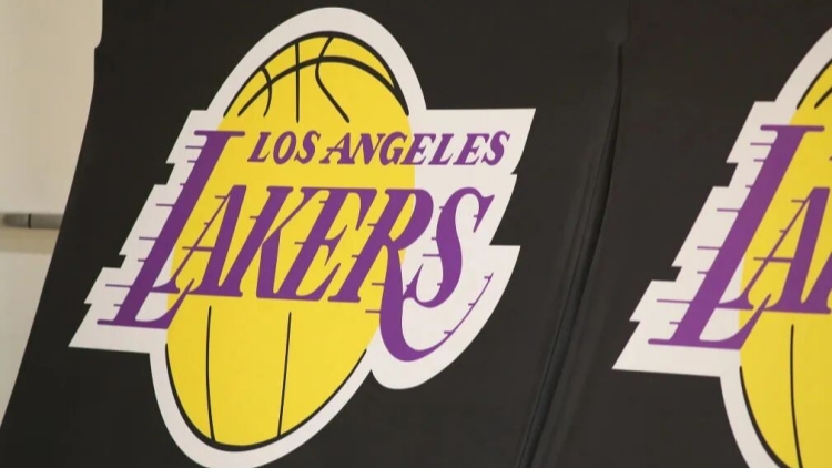 NBA湖人隊以約100億美元估值被收購