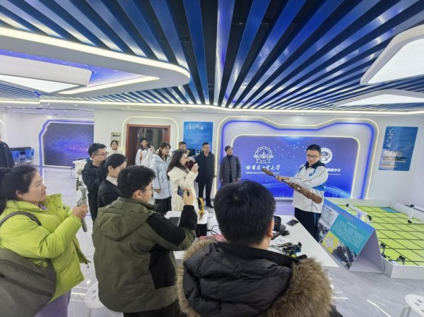 哈爾濱師範大學附屬中學：創新拔尖人才與特色教育成果顯著