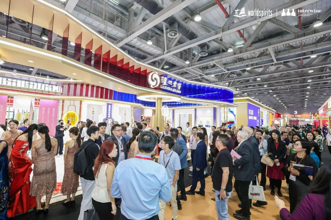 共襄美酒盛事，擘畫出海新篇——記2025中國高品質美酒出口展暨第35屆中國（廣州）國際名酒展在穗盛大啟幕
