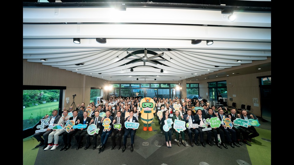 建造業年度盛事「築月2025」暨「零碳未來出行展覽」開幕 逾30項活動連繫業界與公眾 推動創新科技與綠建未來