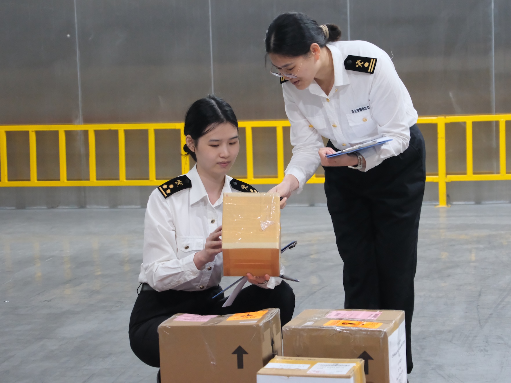 十五運會和殘特奧會首批進口賽事用貨物在廣州順利通關