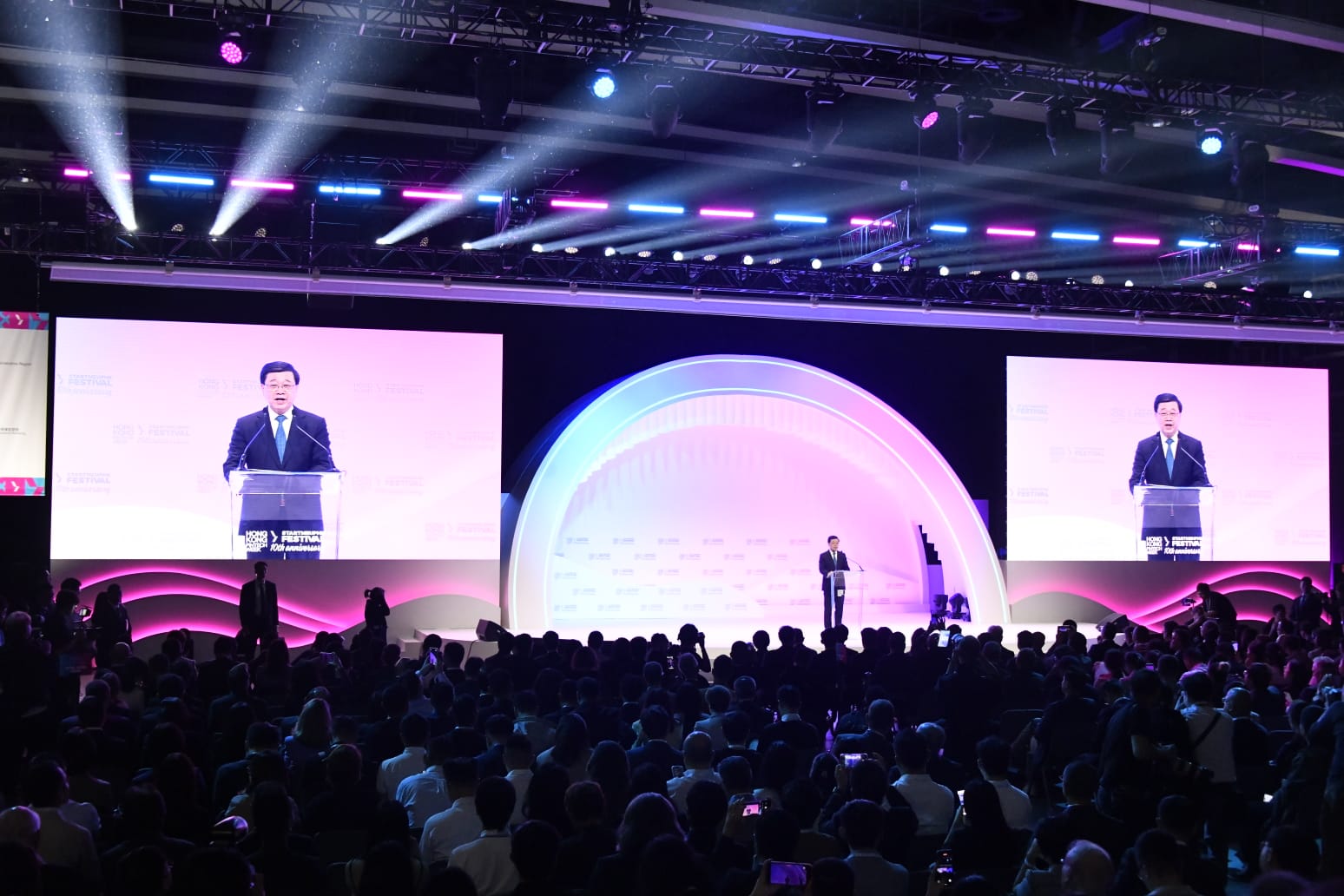 李家超：2032年港金融科技業收入將突破6000億美元