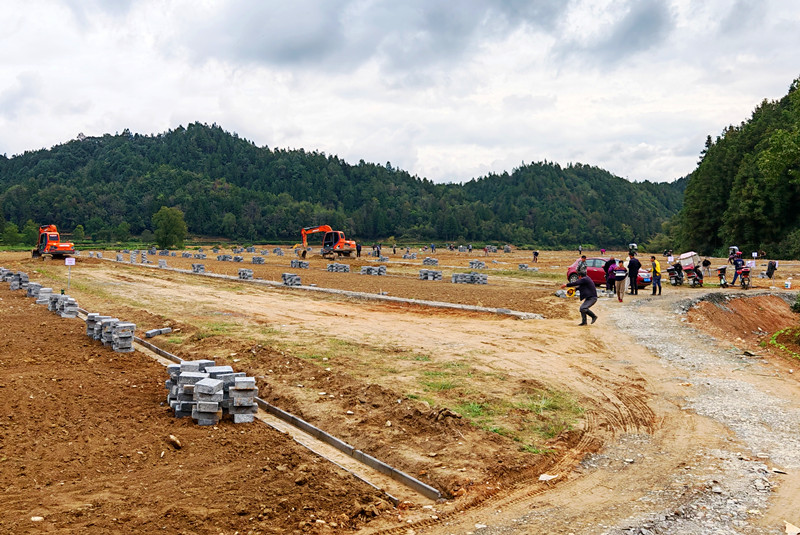 皖休寧月潭湖鎮：讓移民既「安居」又「樂業」