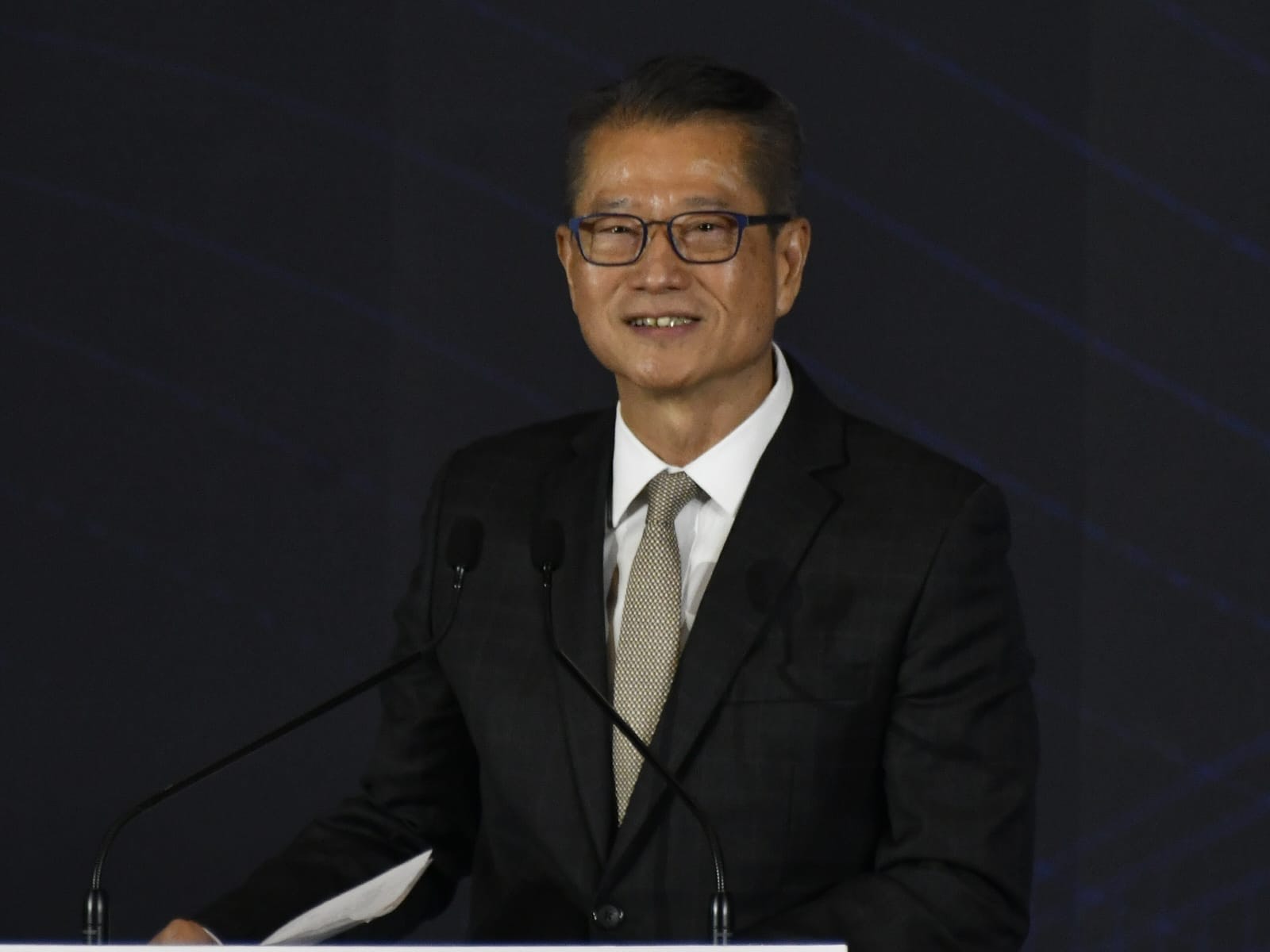 陳茂波指AI成時代關鍵詞 勢驅動金融物流行業