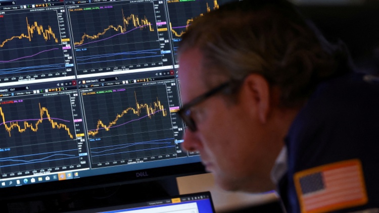 美股遭遇「黑色星期四」 芯片科技股遭拋售