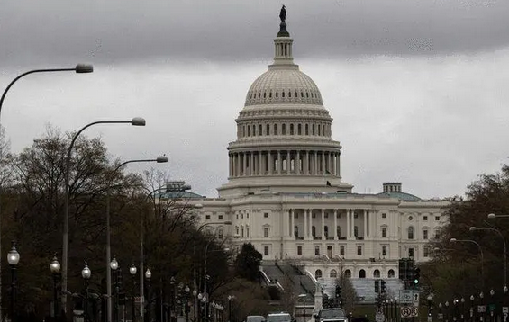 美參議院投票通過臨時撥款法案