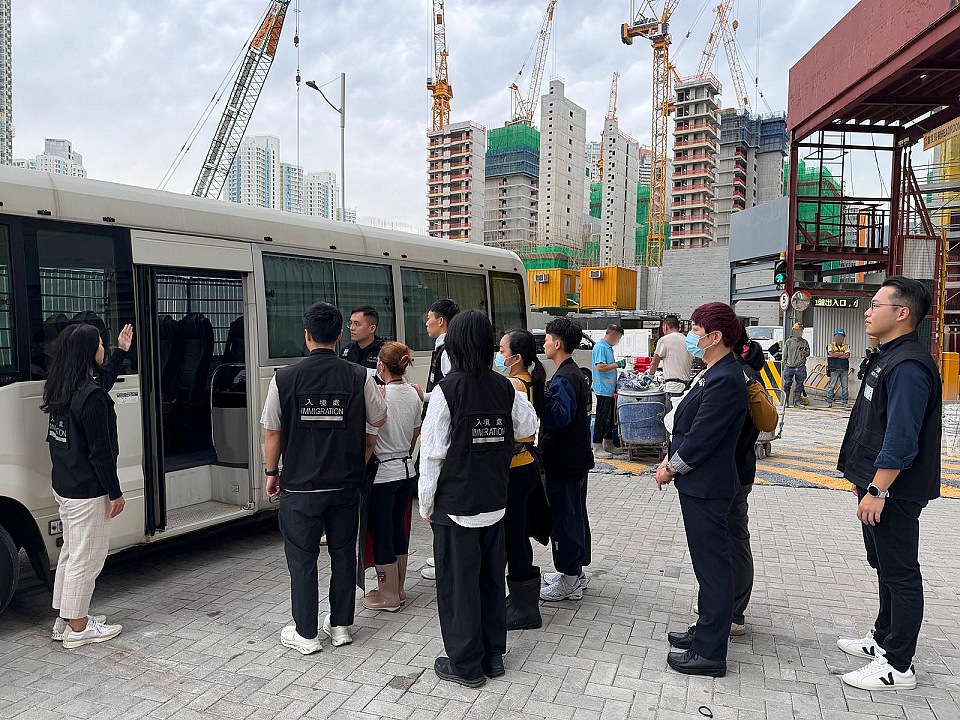 有片〡入境處打擊非法勞工 拘21人包括外傭僱主