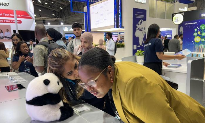 中國AI創新產品在非洲科技節備受矚目