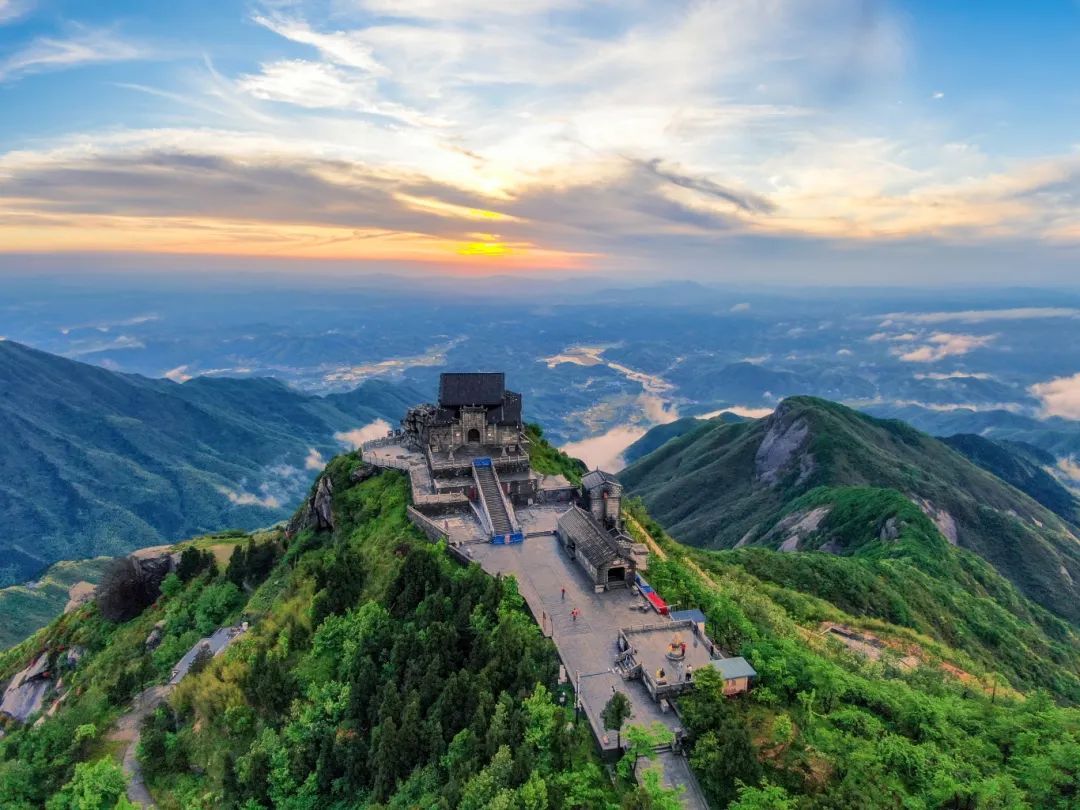 度假旅遊三階進化簡論——從「身之所在」「心之所向」到「靈之所歸」的演進邏輯