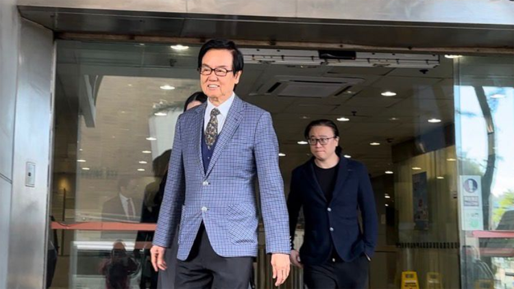 港星黃百鳴被指2017年涉內幕交易 案件有新進展↓