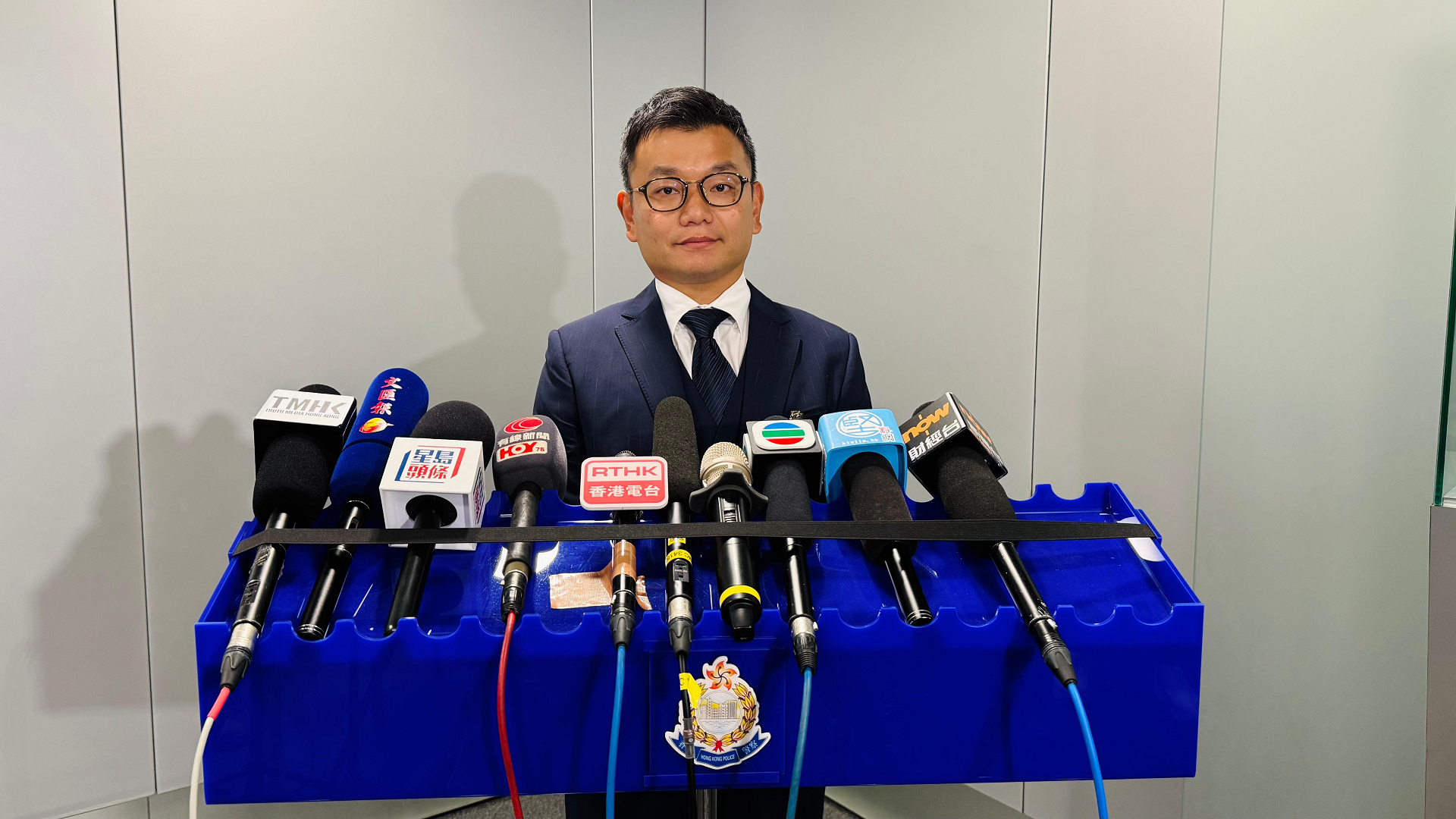 涉嫌網上發布煽惑他人投白票 國安處拘一六旬男子