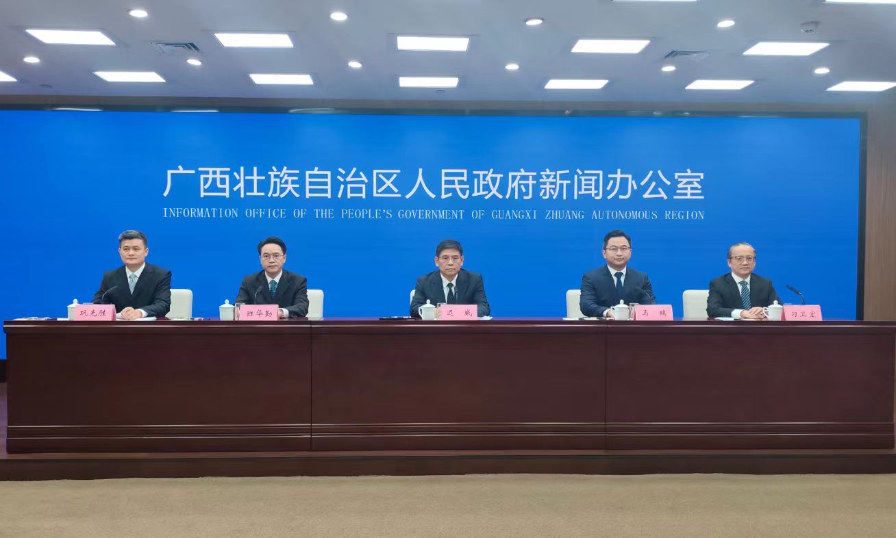 桂崇左口岸經濟實現全方位突破 進口東盟熱帶水果佔全國總量一半