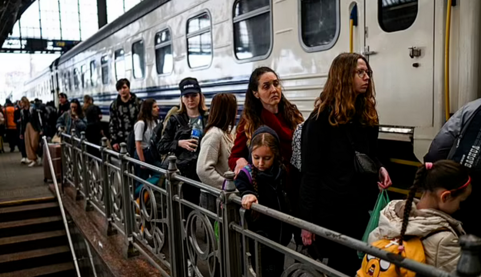 英國宣布大規模改革移民體系 涉及200萬人