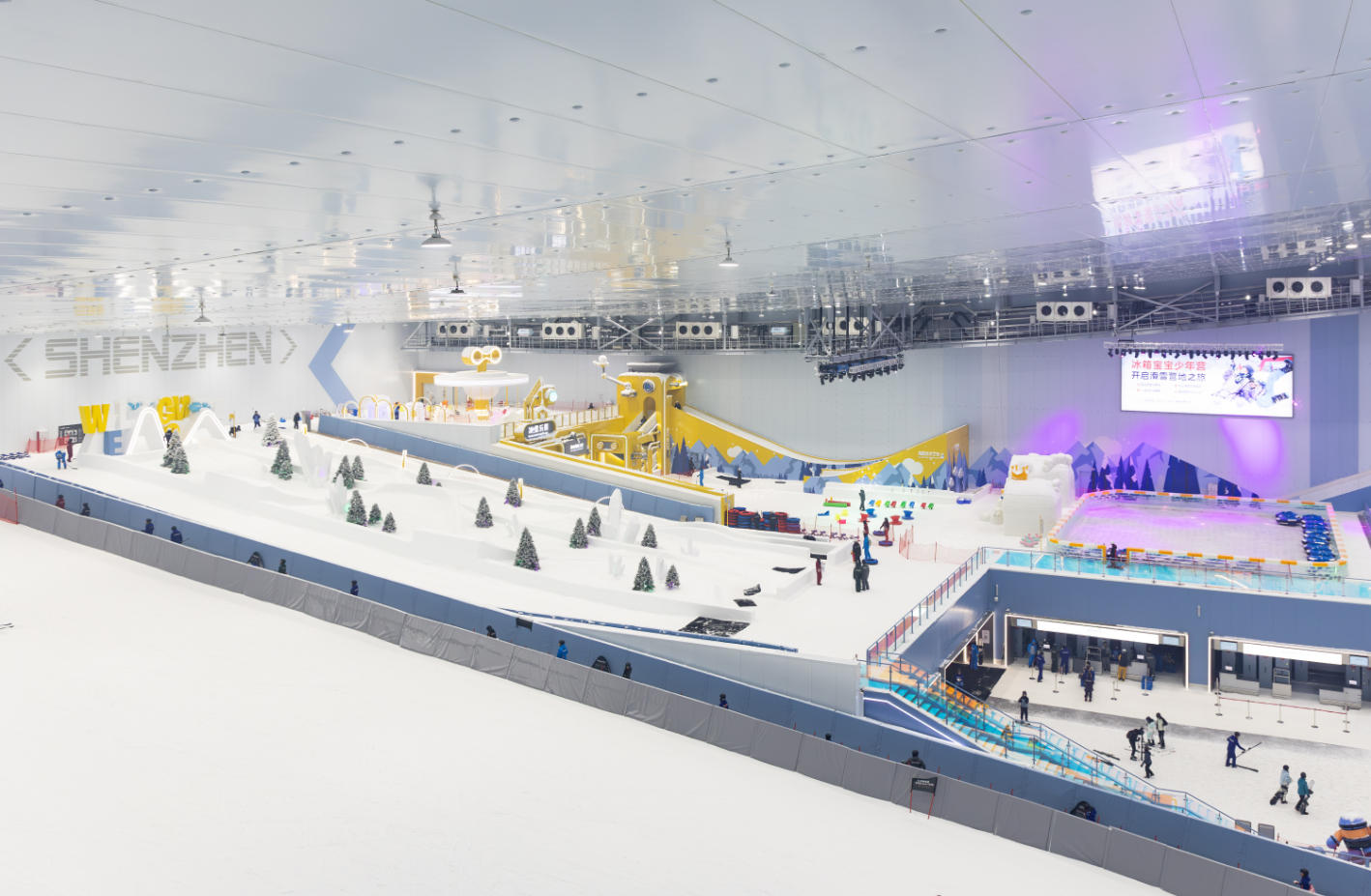4000㎡冰雪秘境空降大灣區！華發冰雪熱雪奇蹟冰雪樂園開業
