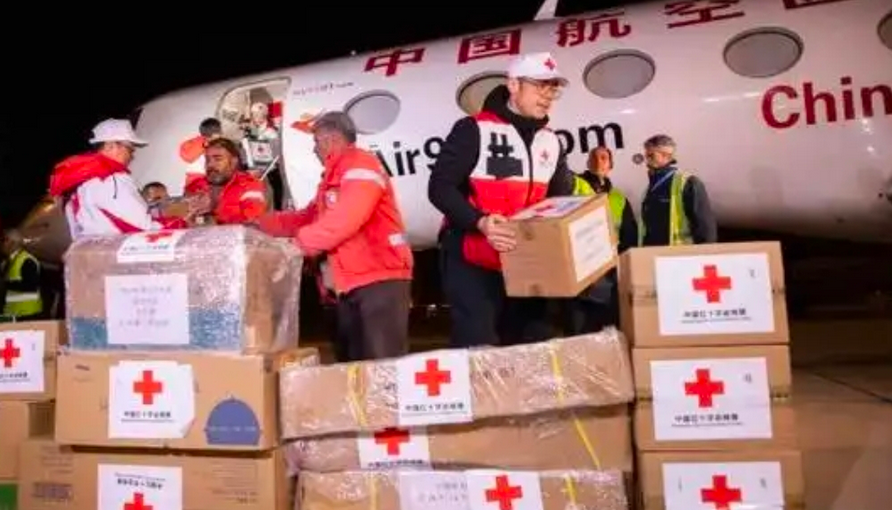 中國向巴勒斯坦難民和貧困家庭捐贈過冬物資