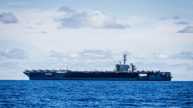 美媒：「喬治·華盛頓」號航母進入南海 在2架墜毀美軍機打撈地附近活動