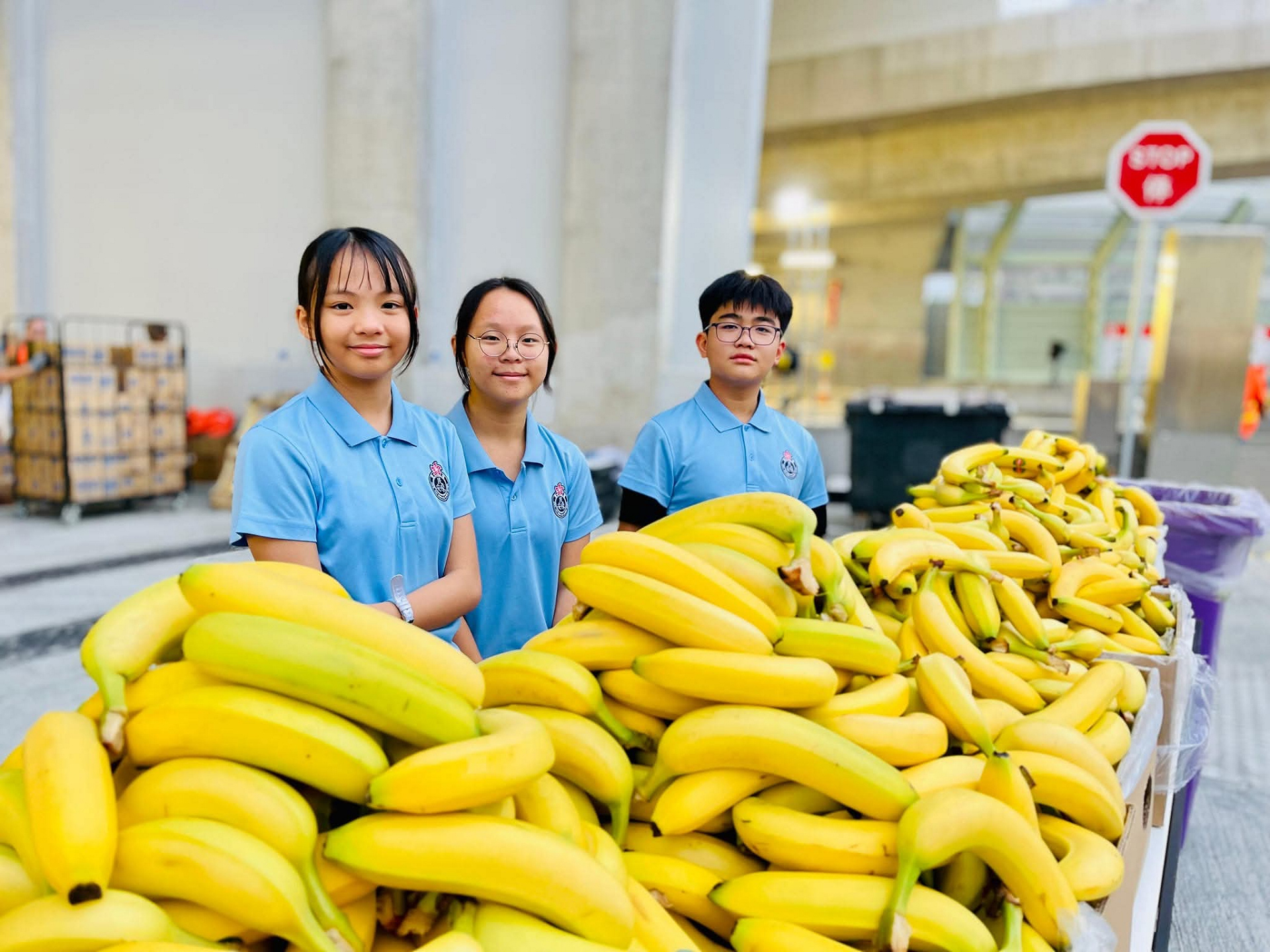 民安隊少年團香港街馬作義工 