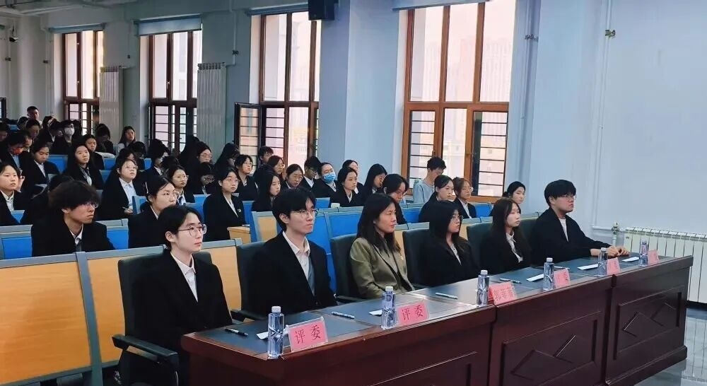 龍中醫：以光影為舟溯忠魂 用青春之力築統一