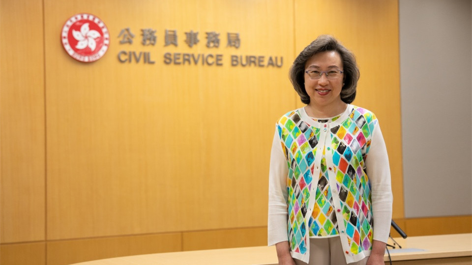 楊何蓓茵：鼓勵公務員認識和領會二十屆四中全會精神內涵及背後思路