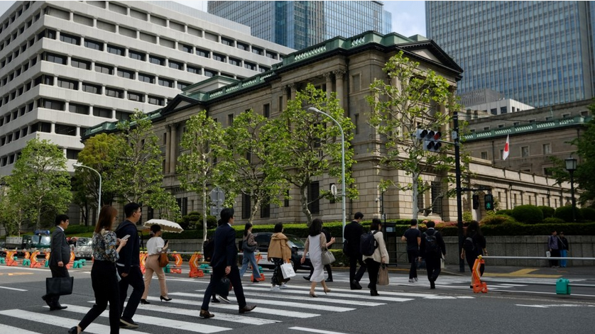 日央行轉鷹為12月加息鋪路 憂日圓急貶催谷通脹