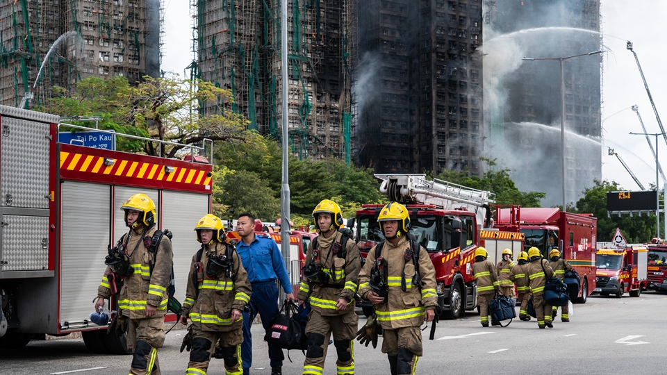 宏福苑大火丨李家超：即時安排巡查全港大維修屋苑 檢視棚架及建築物料安全