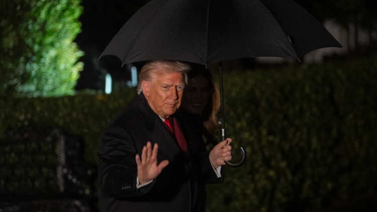 美國總統特朗普：將無限期暫停來自「第三世界國家」的移民