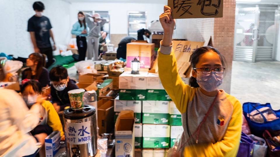 宏福苑大火｜教育局将向大埔區中小學及幼稚園分別發放10萬及5萬津貼