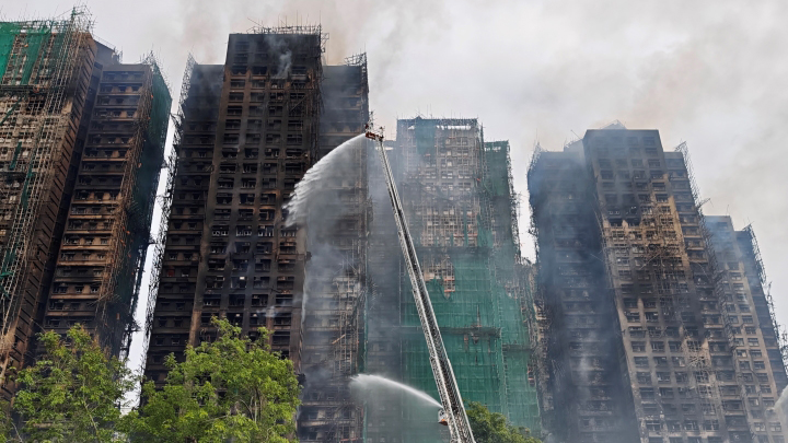 宏福苑大火｜AB基金會向香港統促總會捐資1000萬元 支持總會幫助大埔火災災民 姚志勝會長：願災民早日走出困境