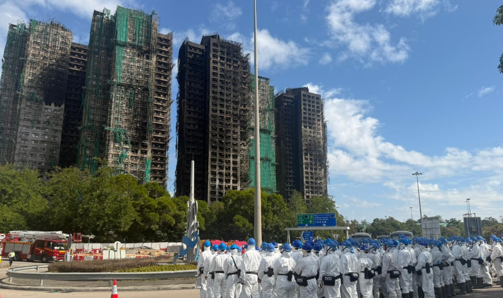 宏福苑大火丨建造業工會：至少4名工友罹難1人失聯