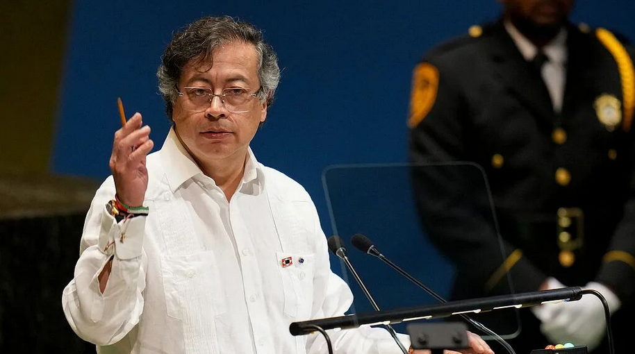 哥倫比亞總統批評美國「關閉他國領空」行徑