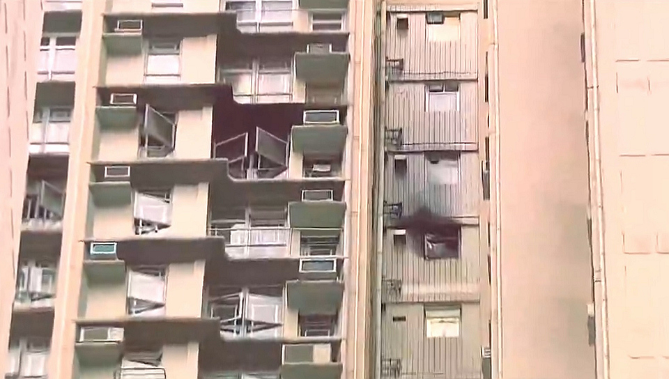 慈雲山慈愛苑火警 3人吸入濃煙不適送院