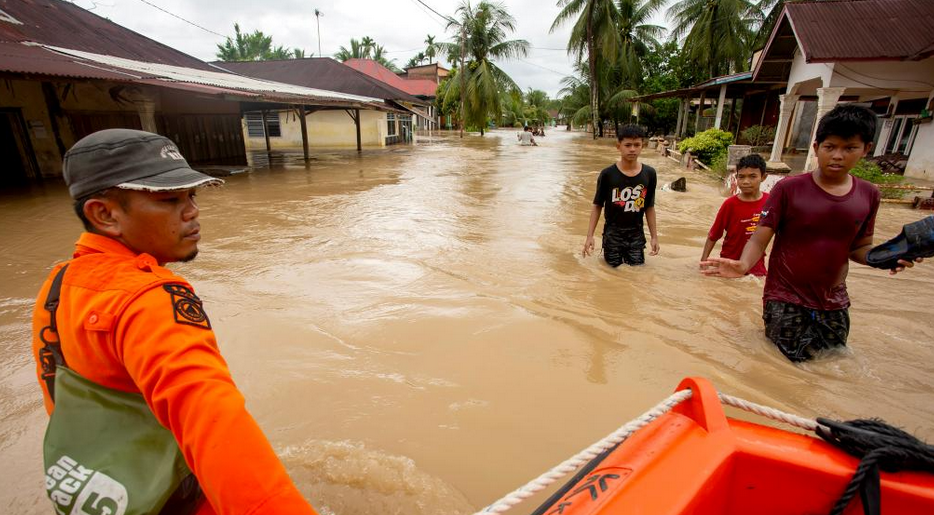 印尼洪災遇難人數升至604人 