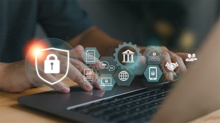 網信部門依法查處張雪峰等網絡名人賬號違法違規行為